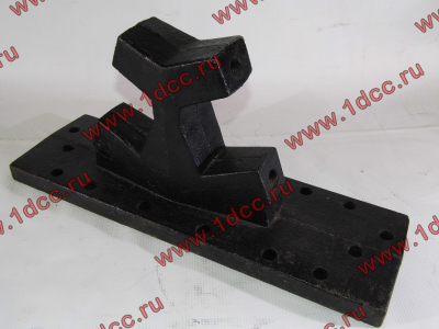 Кронштейн крепления V-образных тяг к раме левый H HOWO (ХОВО) AZ9625520358 фото 1 Набережные Челны